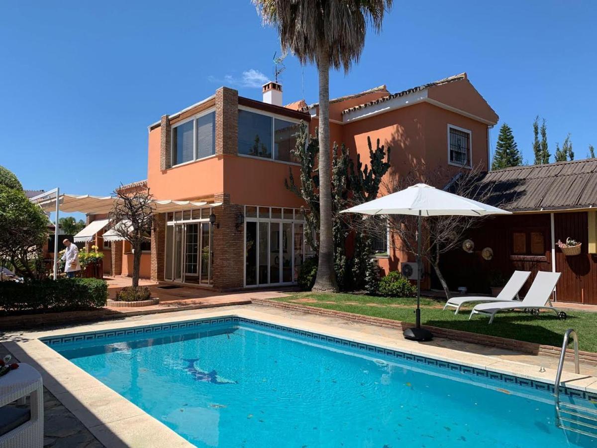 Chalet Con Piscina A 50 M De La Playa . Marbella Ngoại thất bức ảnh
