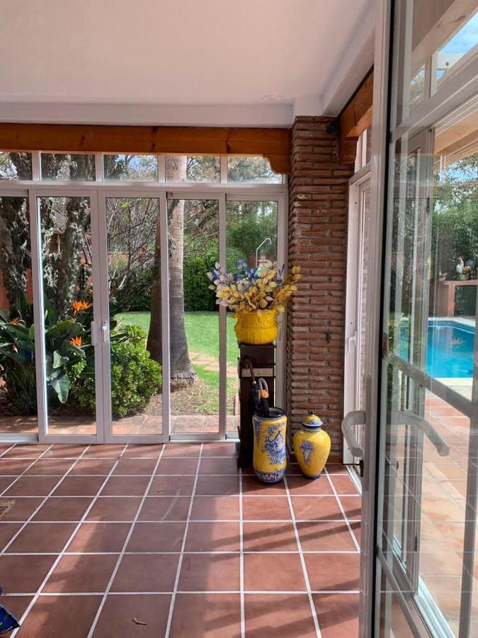 Chalet Con Piscina A 50 M De La Playa . Marbella Ngoại thất bức ảnh