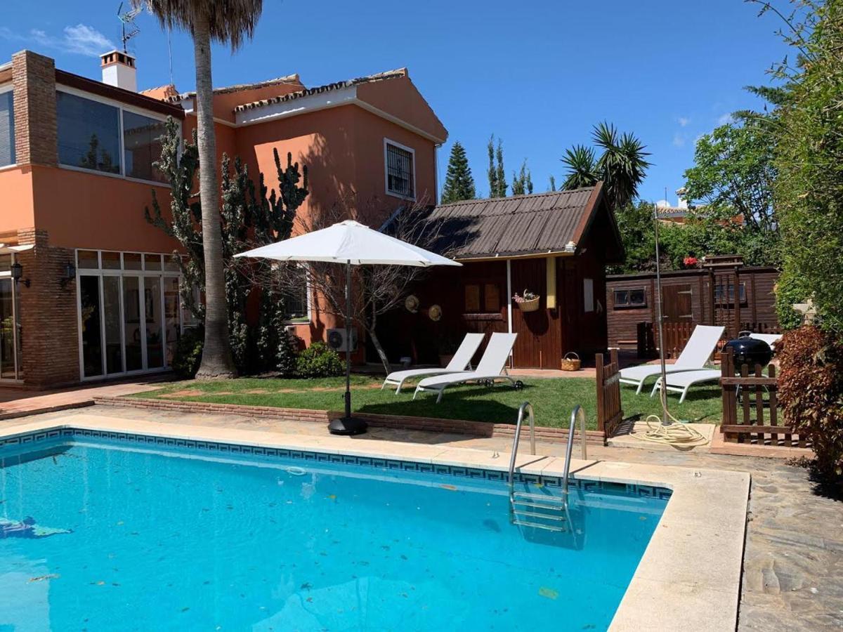 Chalet Con Piscina A 50 M De La Playa . Marbella Ngoại thất bức ảnh